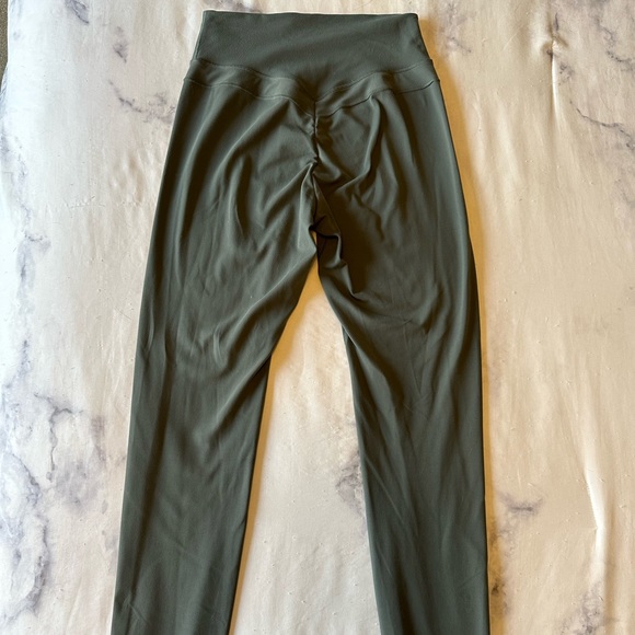 Gymshark Whitney High Rise Legging - Picture 4 of 4